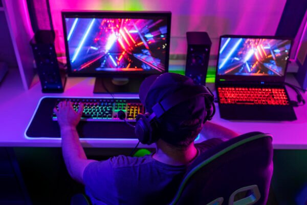 gamer-chair-with-multicolored-neon-lights